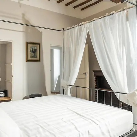 Garden Palace 호텔 4*